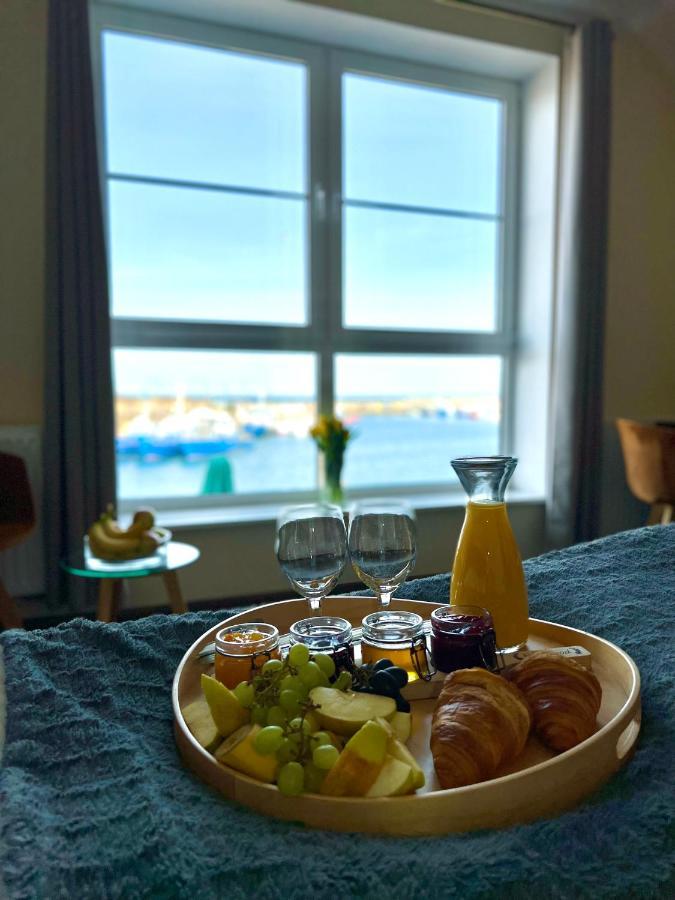 W Porcie Bed & Breakfast *